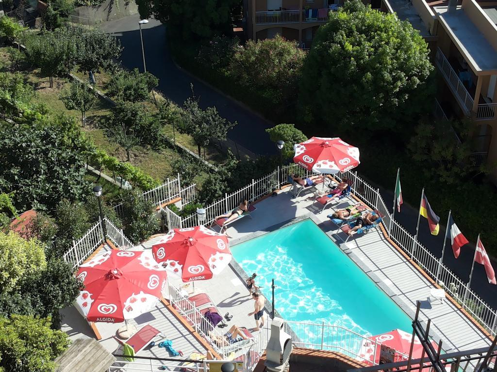 Residence Oleandro ピエトラ・リーグレ エクステリア 写真